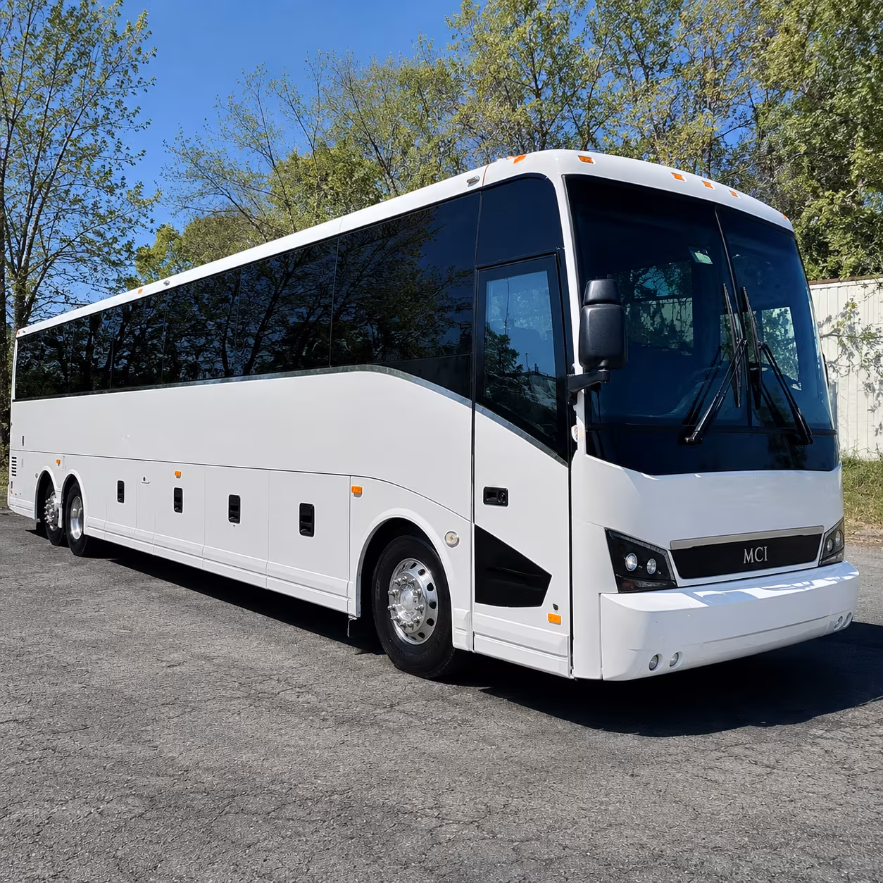 detroit auto show automotive supplier corporate shuttles