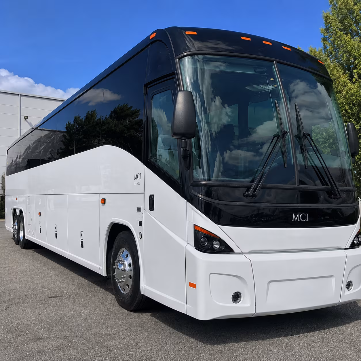 if the auto show or a corporate conference brings your group through dtw
