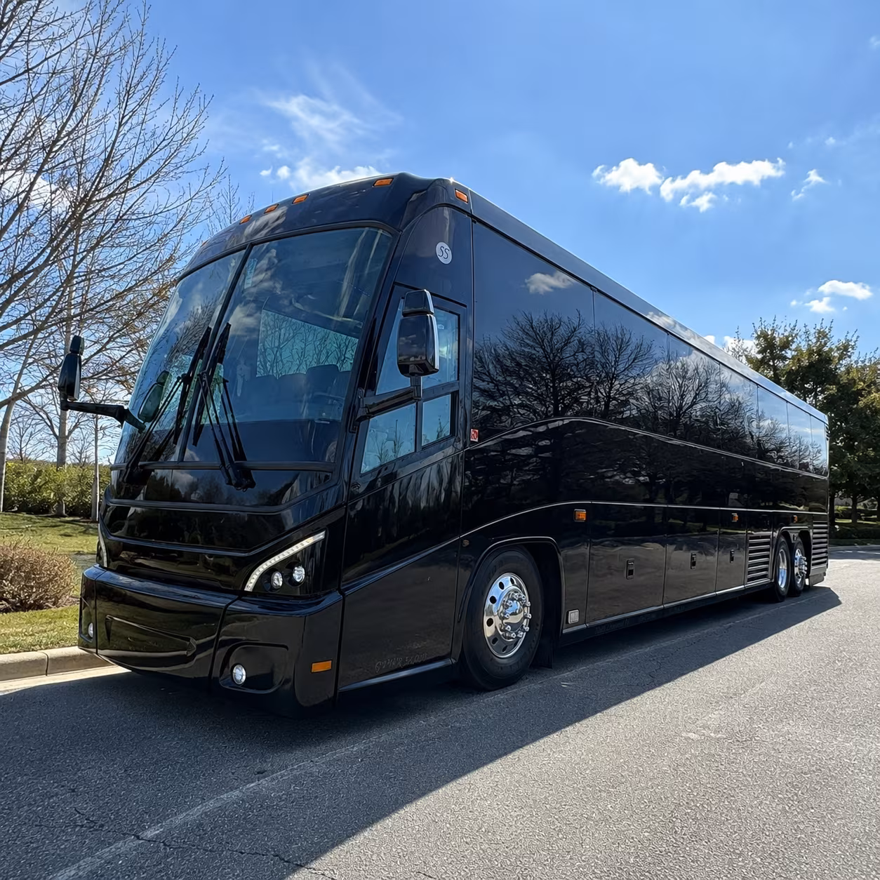 shuttle government teams between southfield and lansing without the i 96 headache